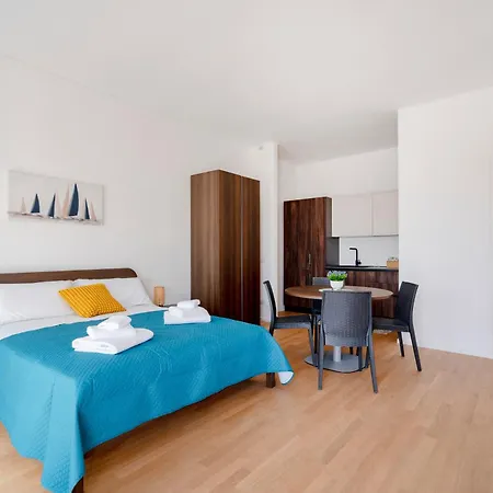 Costa Del Sud باري