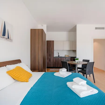 Costa Del Sud Апартаменты Бари